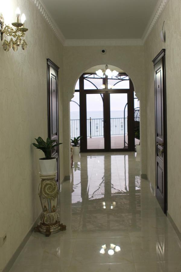 Hotel Black Sea Sukhumi Eksteriør bilde