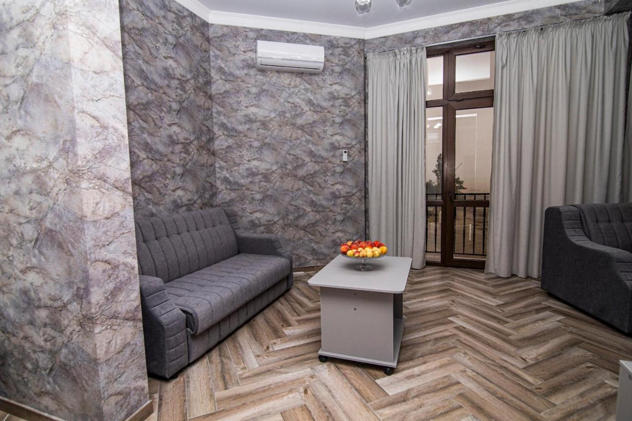 Hotel Black Sea Sukhumi Eksteriør bilde